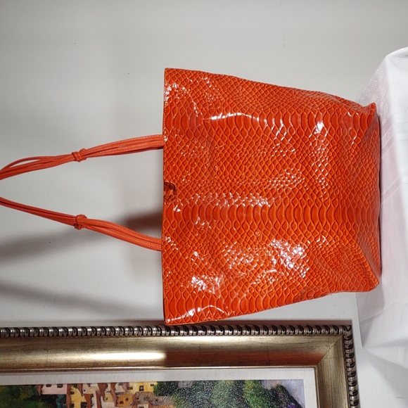 Chi by Carlos Falchi Croc Embossed Faux Leather Shoulder Bag - Picture 2 of 10